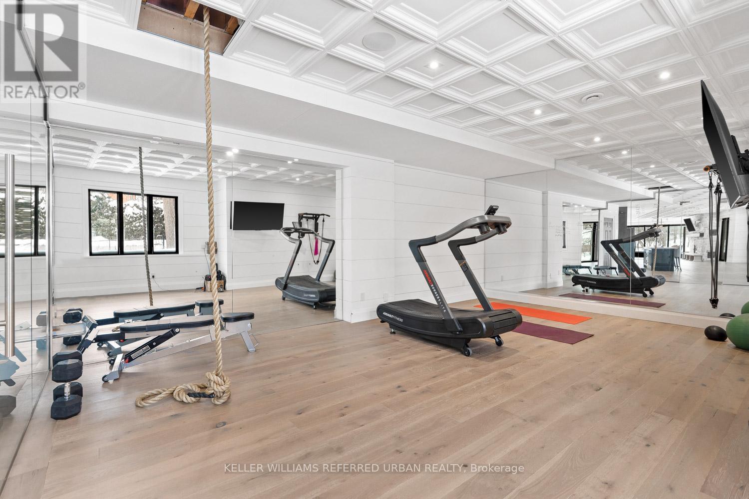 197 Sherwood Place, Newmarket, ON - Indoor Photo Showing Gym Room