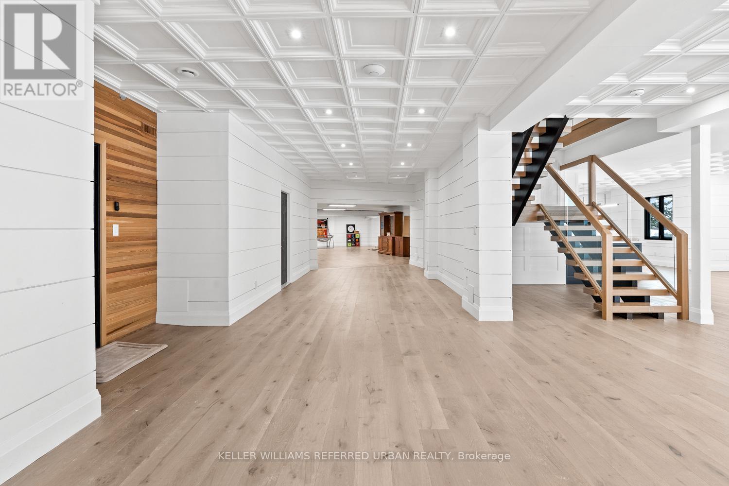 197 Sherwood Place, Newmarket, ON - Indoor Photo Showing Other Room