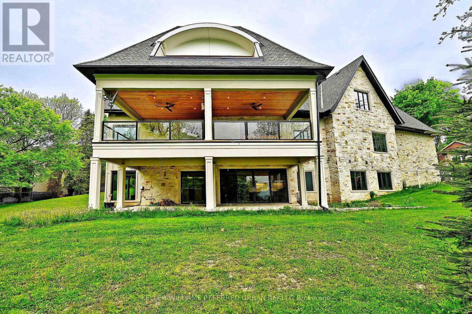 197 Sherwood Place, Newmarket, ON - Outdoor