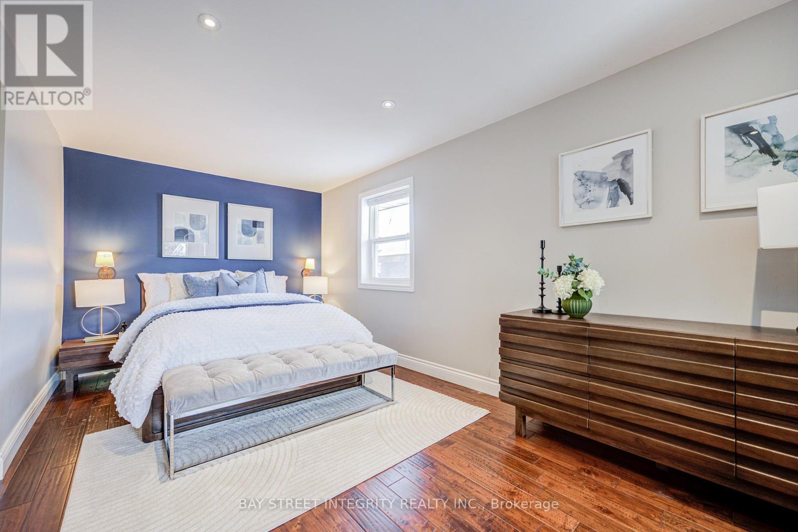 1224 Grange Road, Oakville, ON - Indoor Photo Showing Bedroom