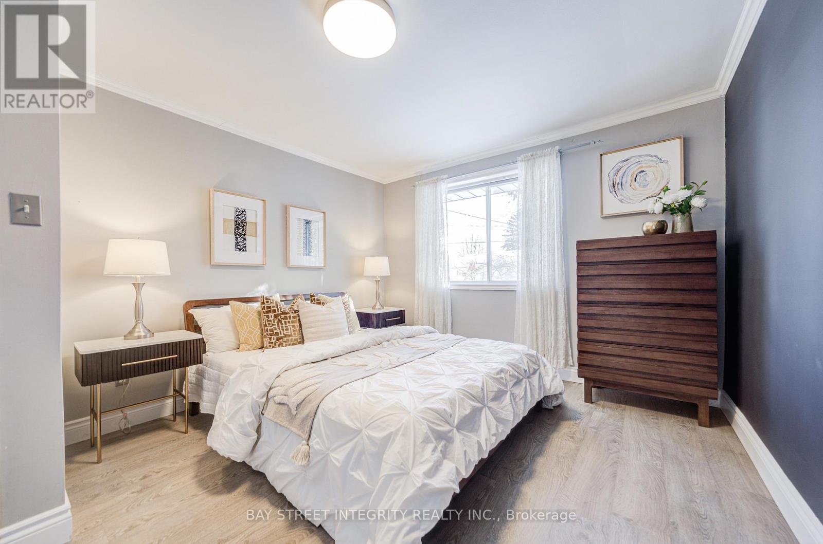 1224 Grange Road, Oakville, ON - Indoor Photo Showing Bedroom