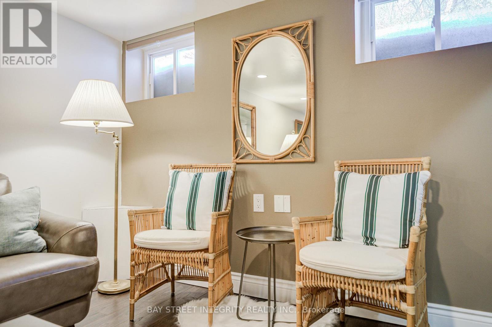 1224 Grange Road, Oakville, ON - Indoor