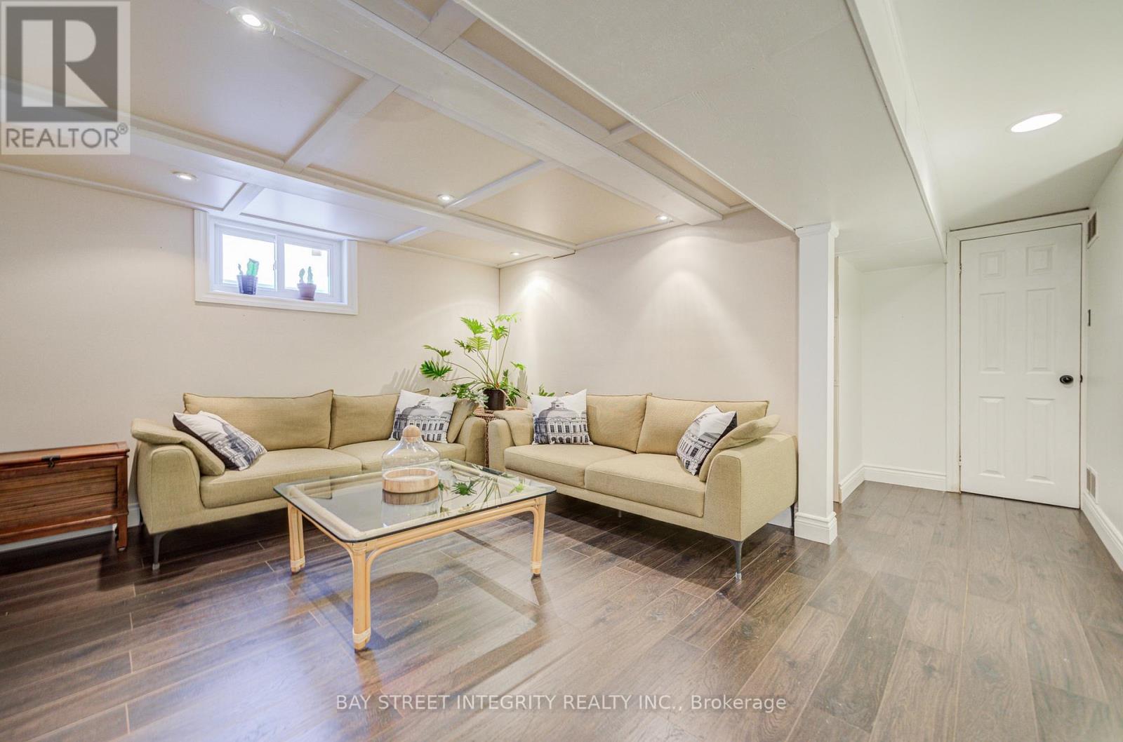 1224 Grange Road, Oakville, ON - Indoor