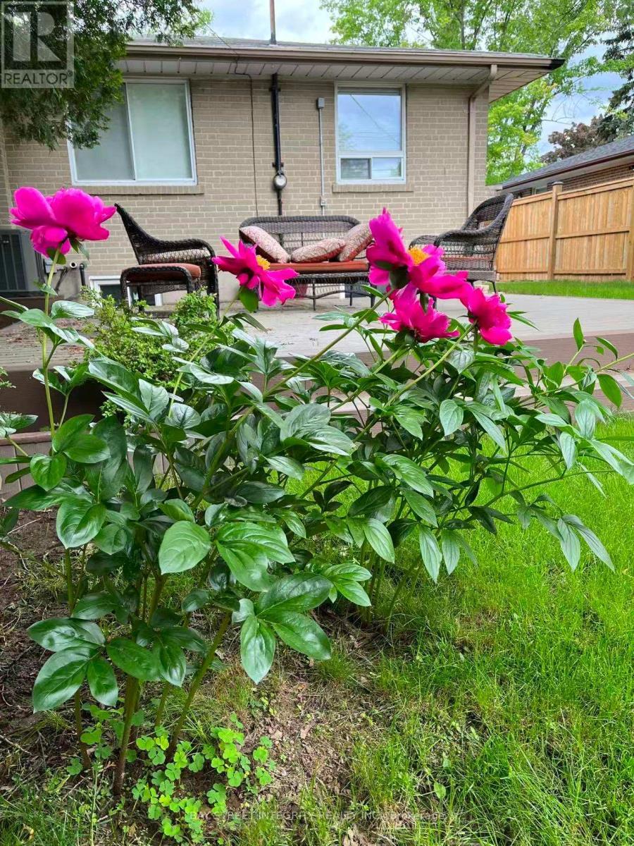 1224 Grange Road, Oakville, ON - Outdoor With Deck Patio Veranda