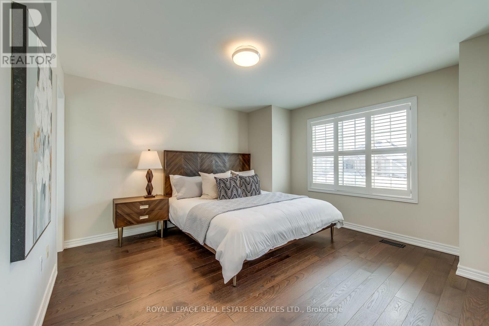 2467 Chaplin Road, Oakville, ON - Indoor Photo Showing Bedroom