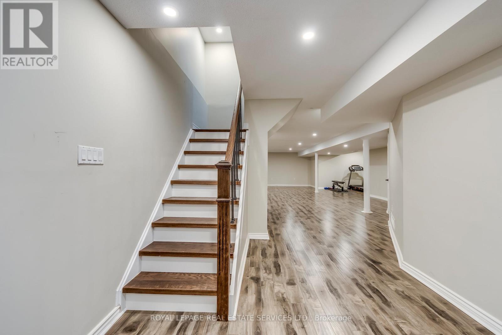2467 Chaplin Road, Oakville, ON - Indoor Photo Showing Other Room