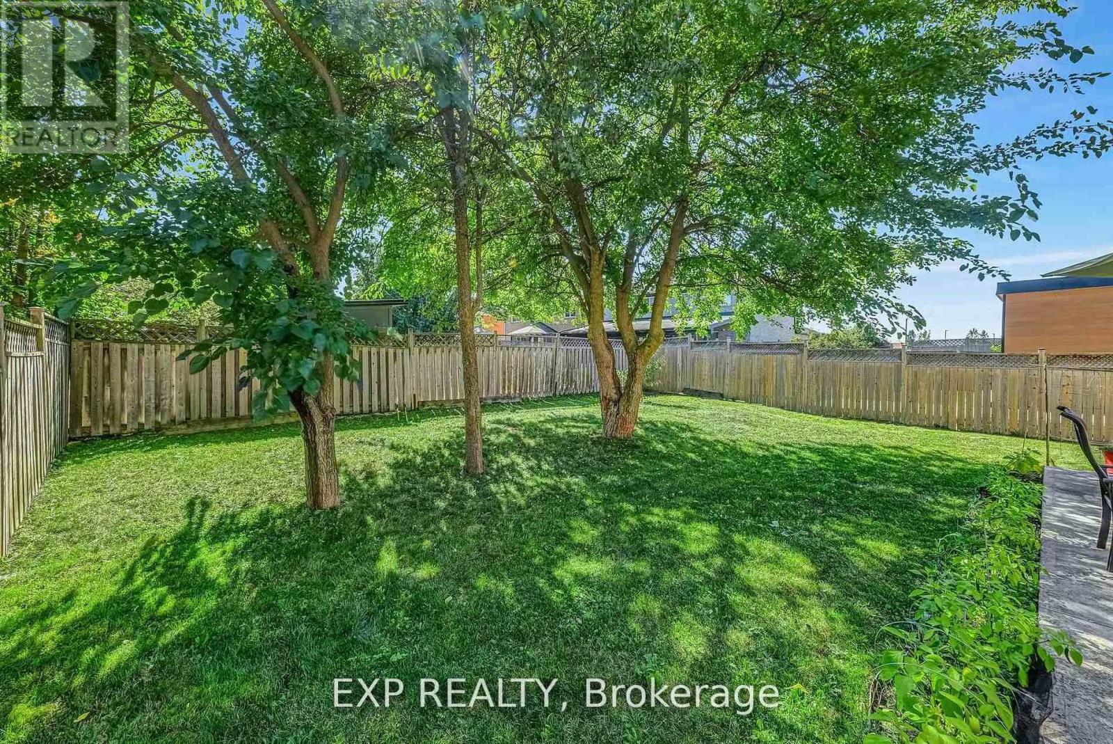 148 Taylorwood Avenue, Caledon, ON - Outdoor