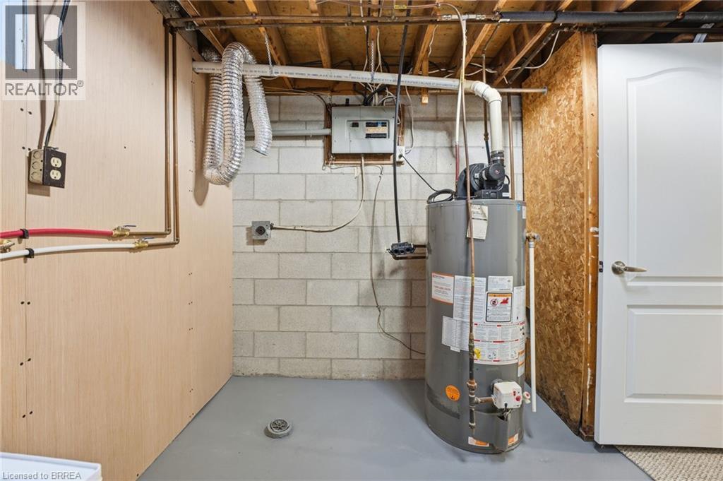 35 Oakhill Drive Unit# 20C, Brantford, ON - Indoor Photo Showing Basement