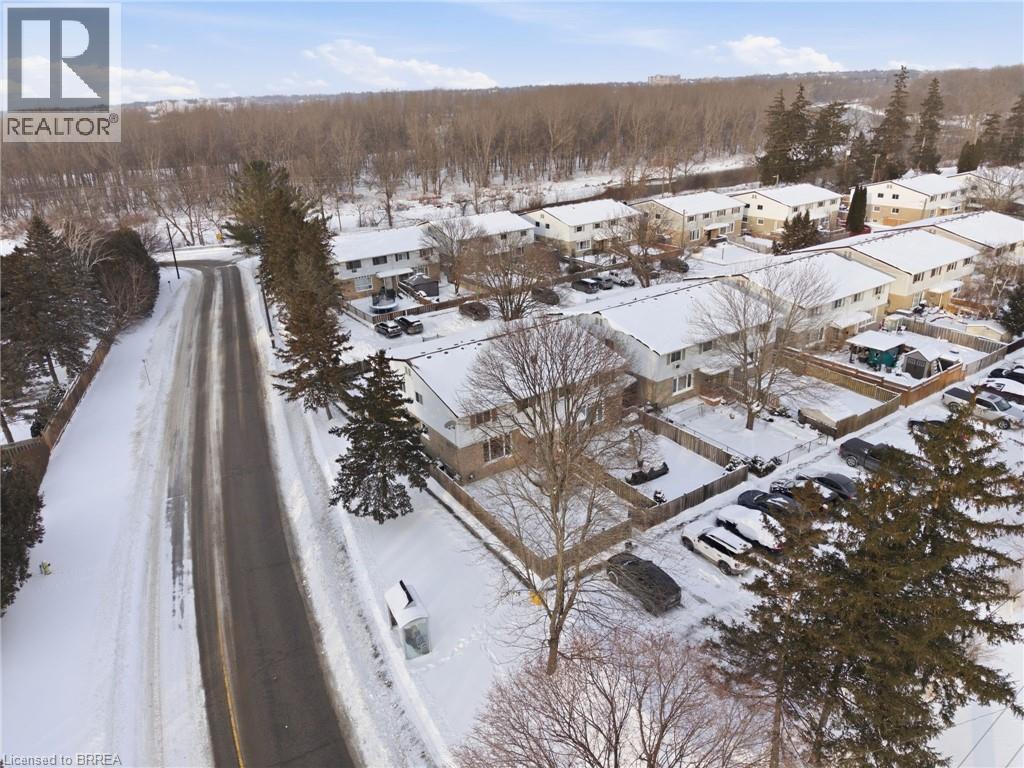 35 Oakhill Drive Unit# 20C, Brantford, ON - Outdoor With View