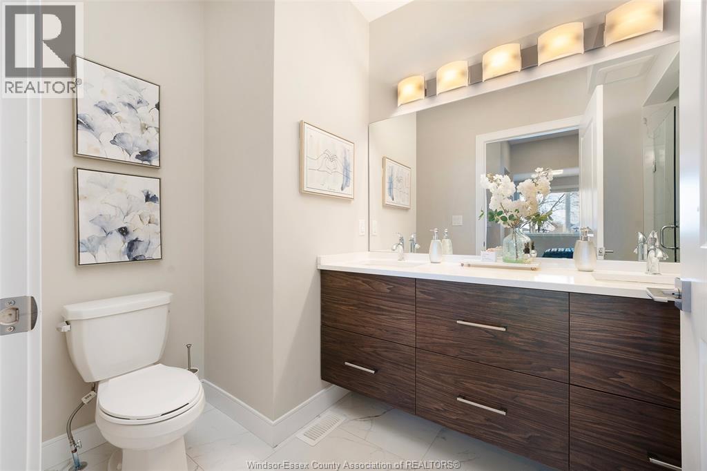 191 East Puce Road Unit# 3, Lakeshore, ON - Indoor Photo Showing Bathroom