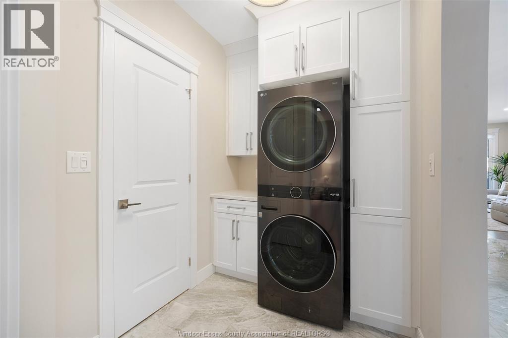191 East Puce Road Unit# 3, Lakeshore, ON - Indoor Photo Showing Laundry Room
