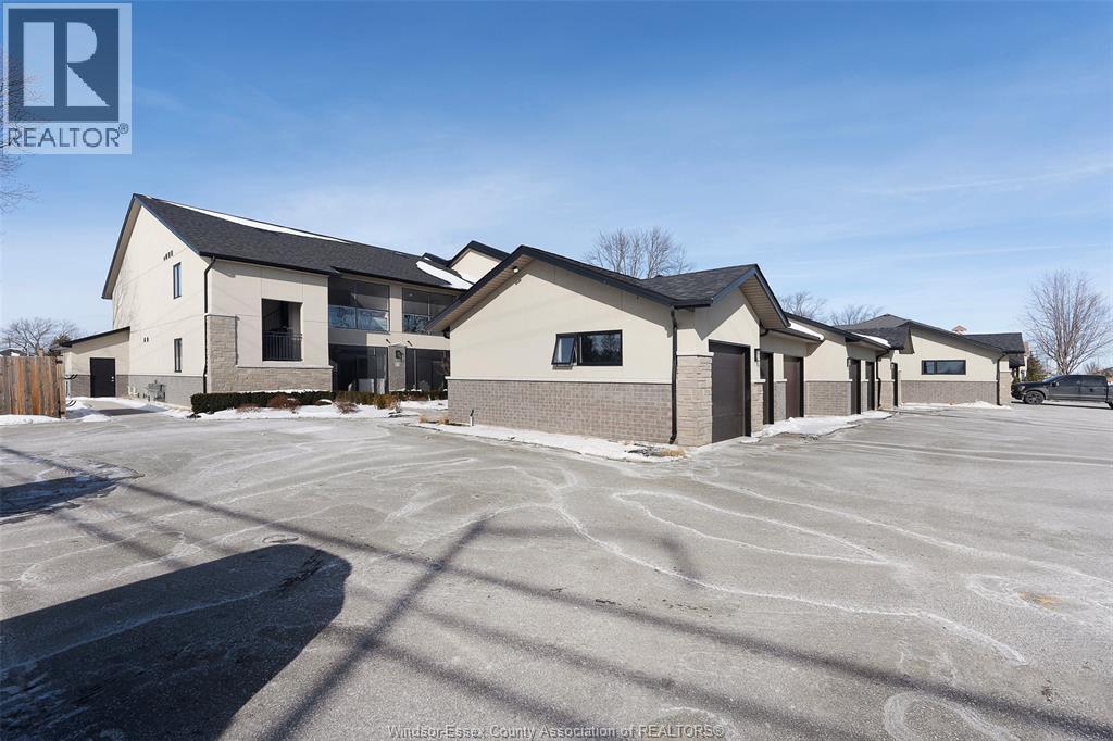 191 East Puce Road Unit# 3, Lakeshore, ON - Outdoor