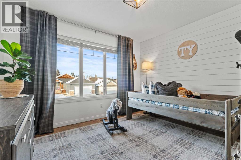 Bedroom 3 - 311 Mcleod Crescent, Diamond Valley, AB - Indoor