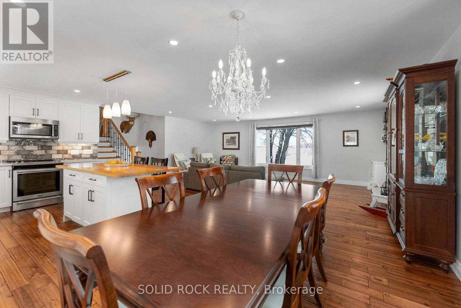 86 Township Park Road, North Algona Wilberforce, ON - Indoor Photo Showing Dining Room