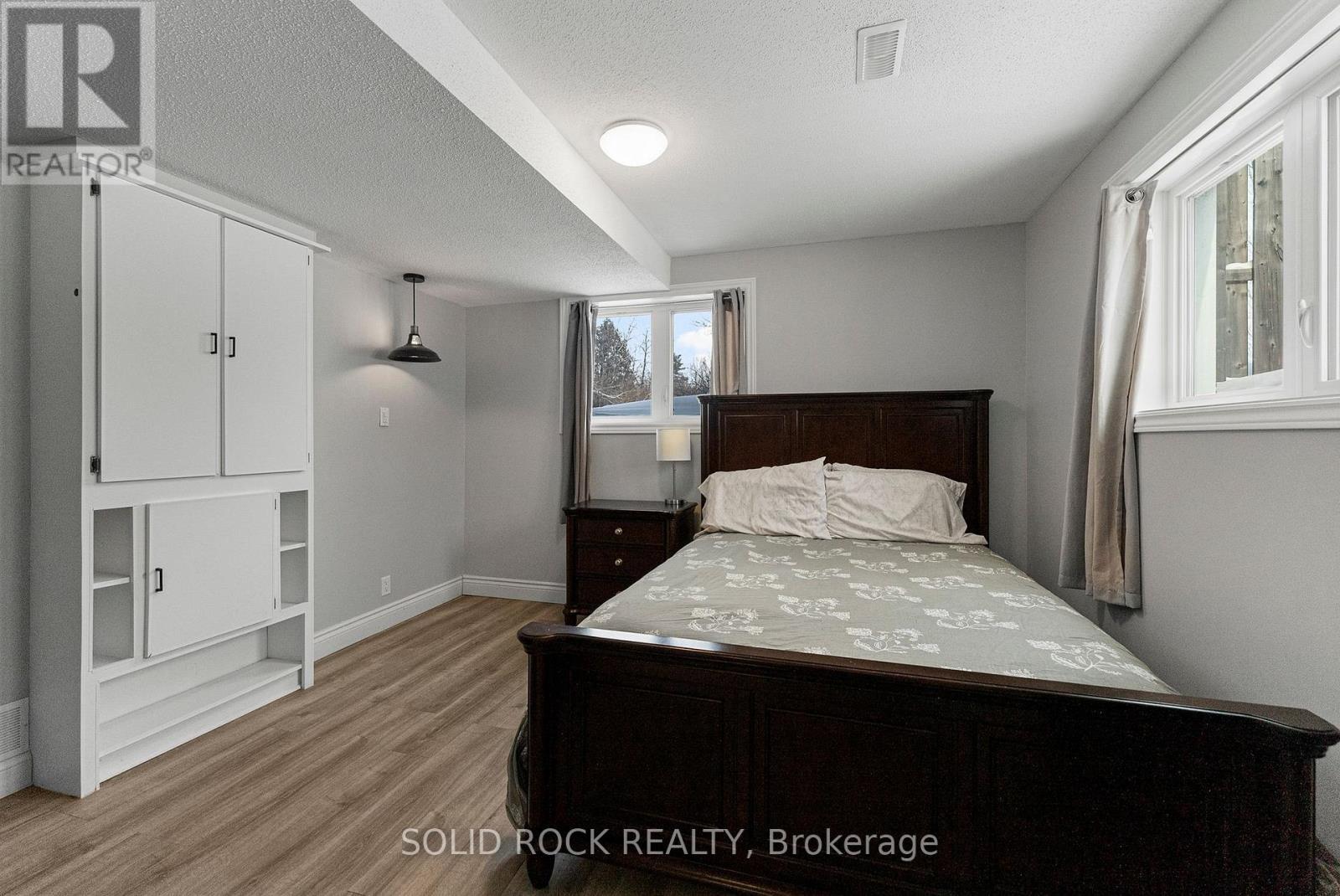 86 Township Park Road, North Algona Wilberforce, ON - Indoor Photo Showing Bedroom