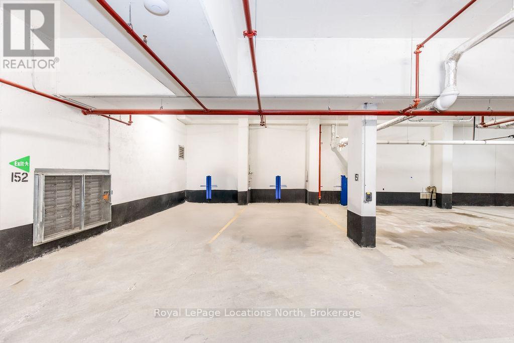 219 - 1 Hume Street, Collingwood, ON - Indoor Photo Showing Garage