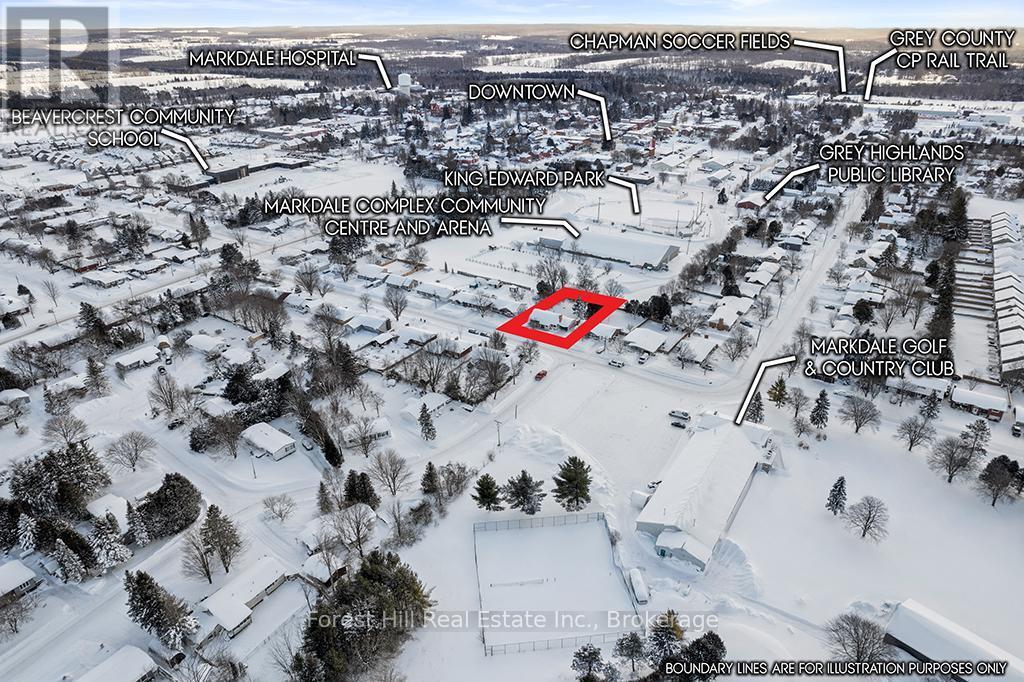 Perfectly positioned for everyday living - 58 Edith Avenue, Grey Highlands, ON - Outdoor With View