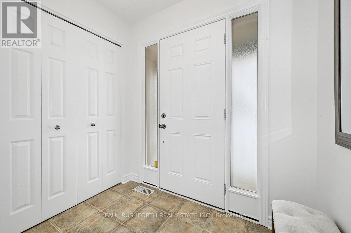 Entry - 421 Jasper Crescent, Clarence-Rockland, ON - Indoor Photo Showing Other Room