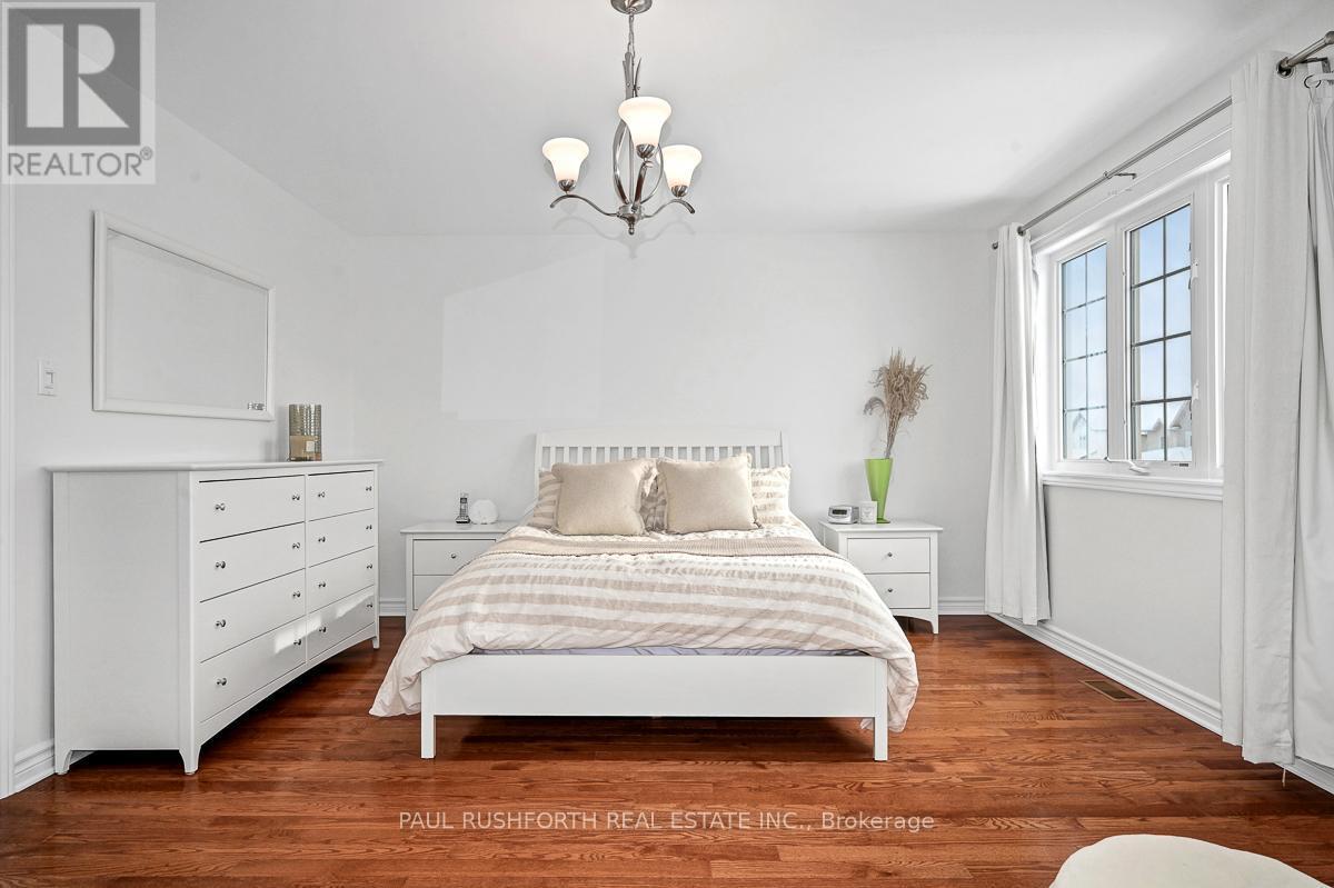 Primary Bedroom - 421 Jasper Crescent, Clarence-Rockland, ON - Indoor Photo Showing Bedroom