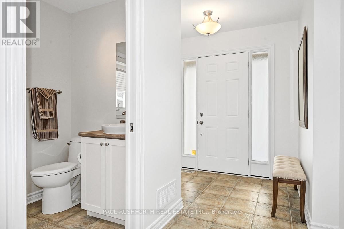 Entry - 421 Jasper Crescent, Clarence-Rockland, ON - Indoor Photo Showing Bathroom