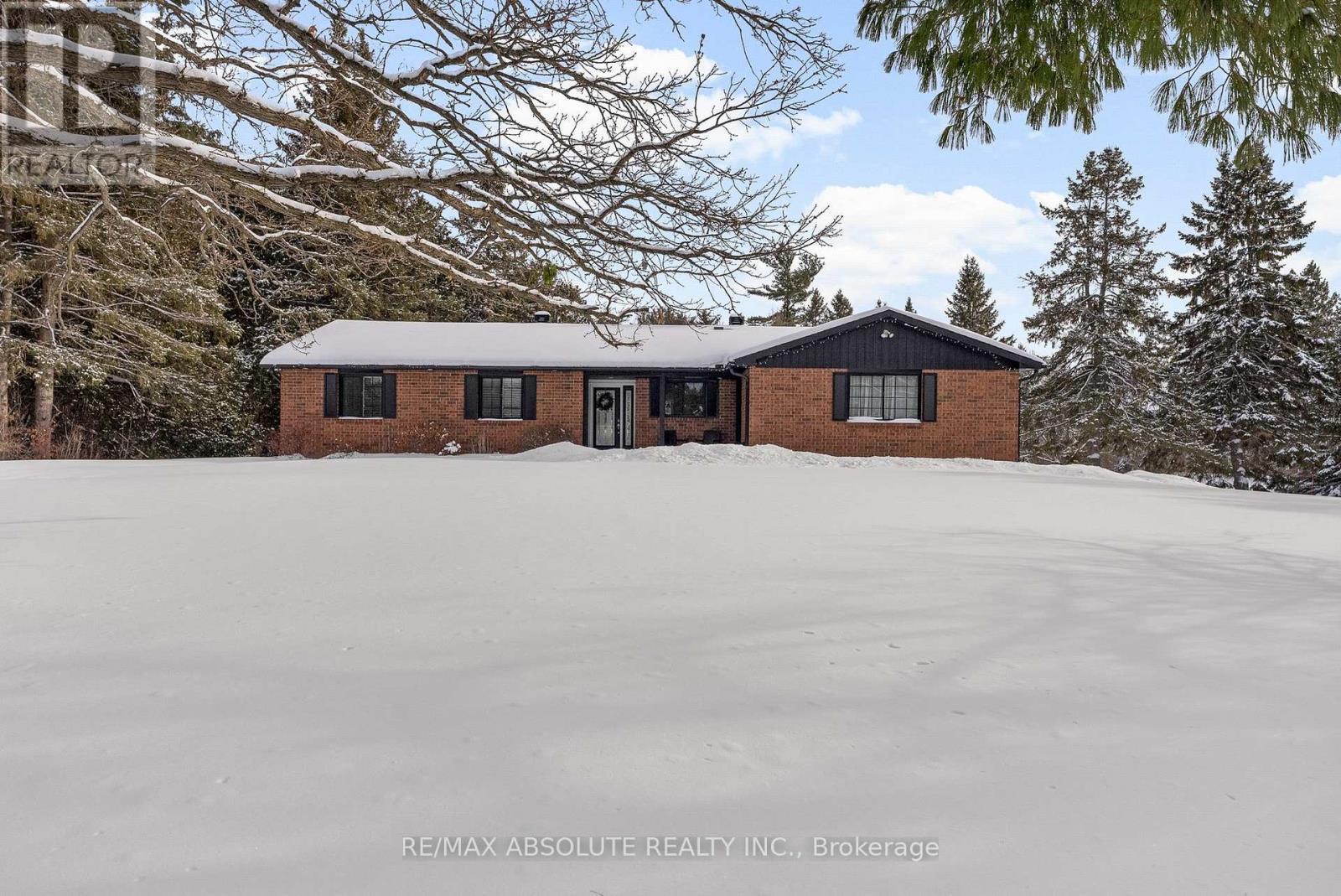 131 Burns Drive, Mcnab/Braeside, ON - Outdoor