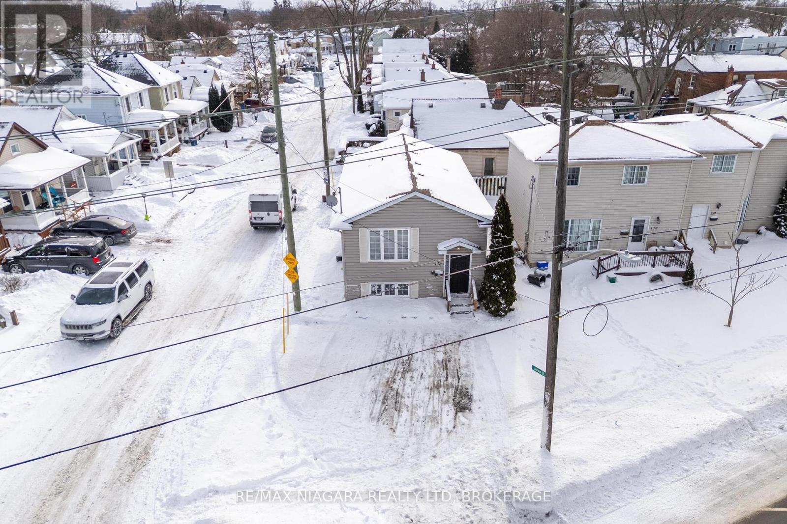 138 Carlton Street, St. Catharines (Downtown), ON - Outdoor