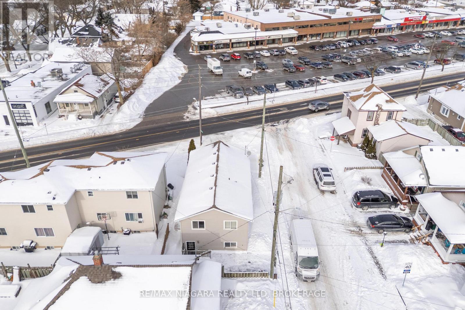 138 Carlton Street, St. Catharines (Downtown), ON - Outdoor With View