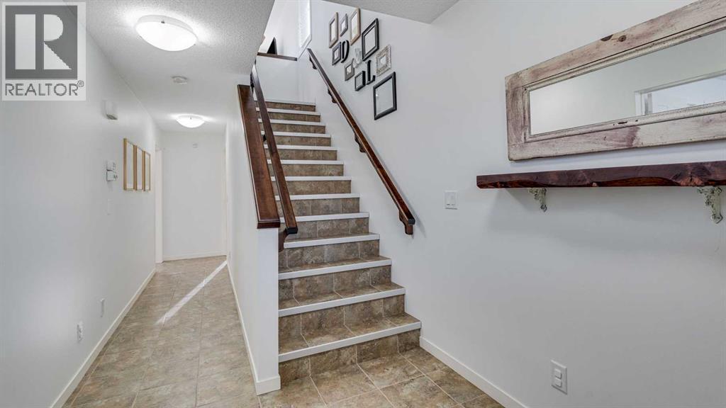 389 Cranberry Circle Se, Calgary, AB - Indoor Photo Showing Other Room