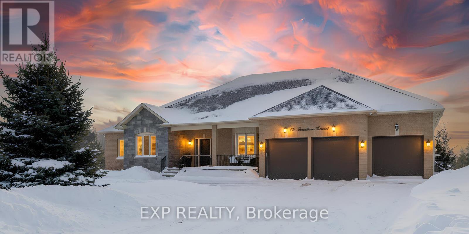 Welcome Home To 66 Stonesthrow Crescent! - 66 Stonesthrow Crescent, Uxbridge, ON - Outdoor