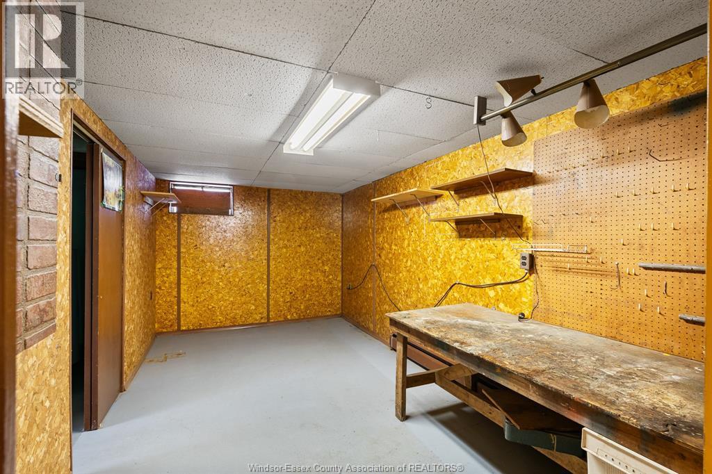 9520 Malden Road, Lasalle, ON - Indoor