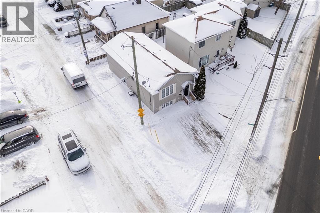 138 Carlton Street, St. Catharines, ON - Outdoor