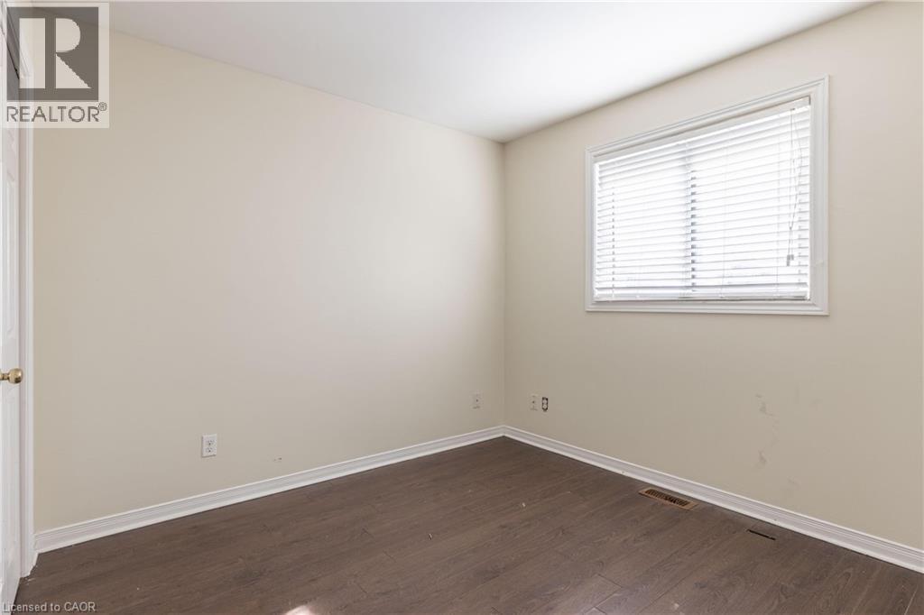 138 Carlton Street, St. Catharines, ON - Indoor Photo Showing Other Room