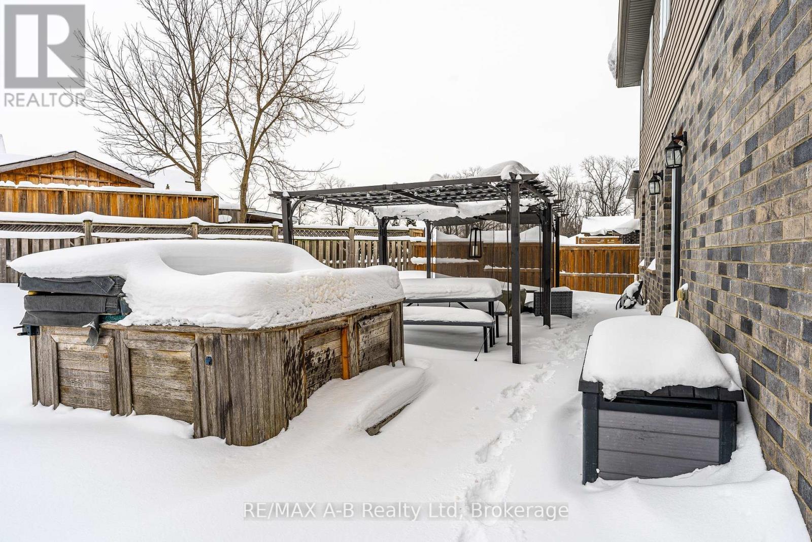 94 Wilson Court, St. Marys, ON - Outdoor