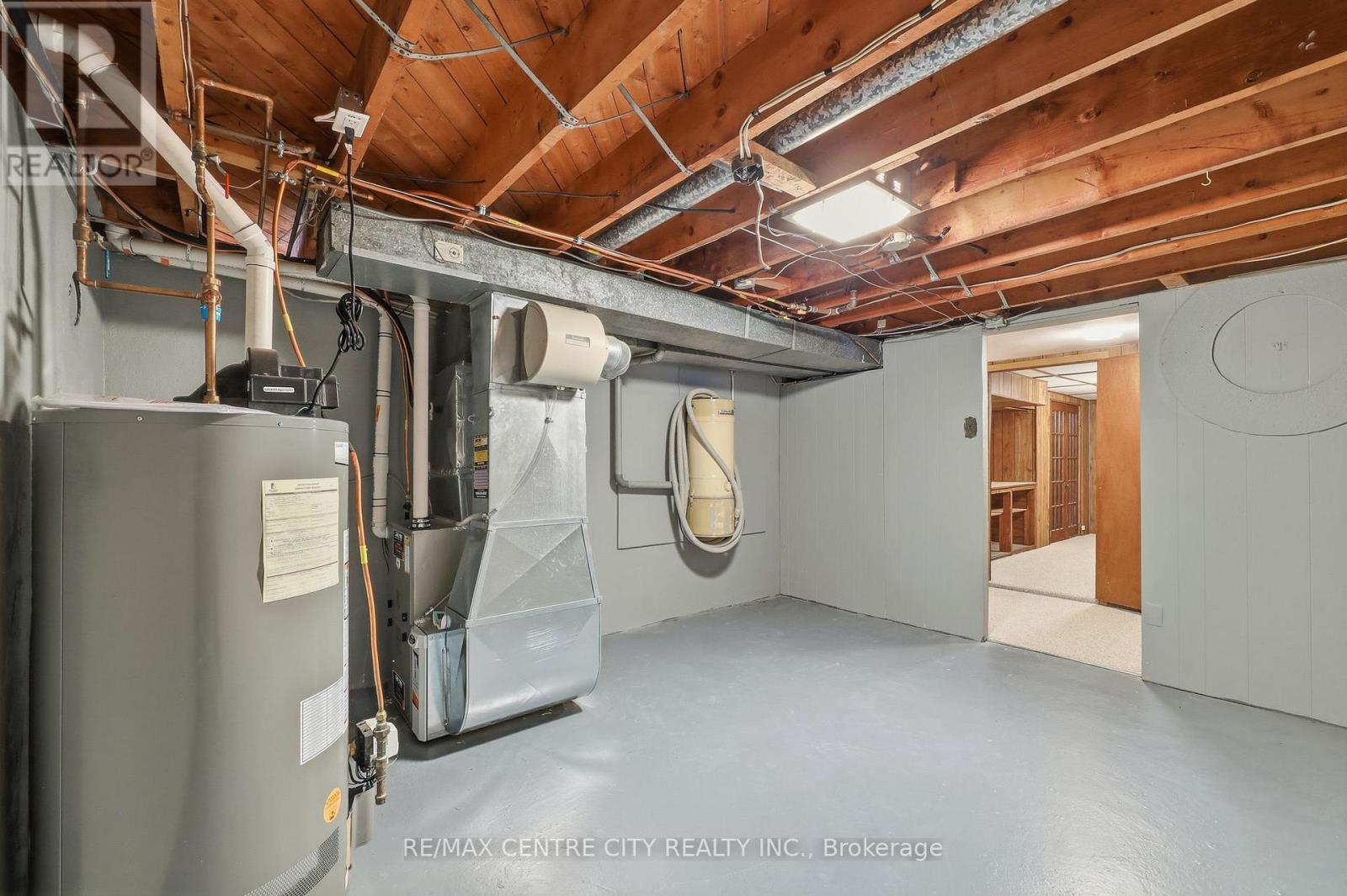 81 Clive Road, Kitchener, ON - Indoor Photo Showing Basement