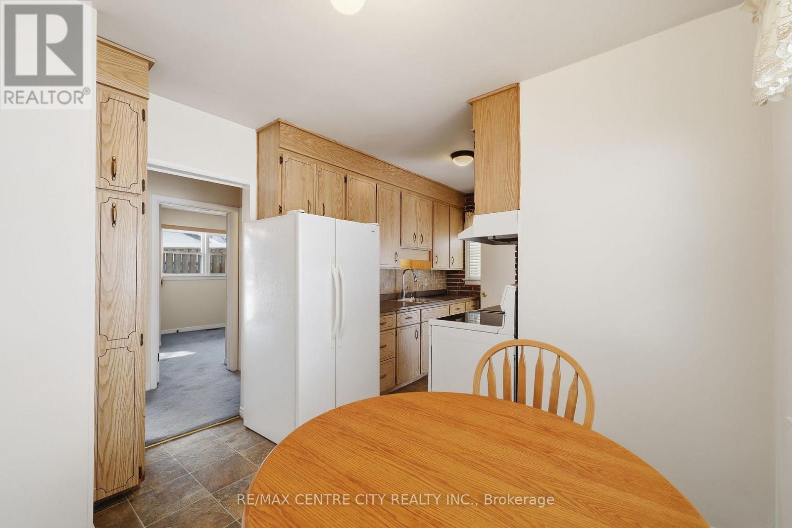 81 Clive Road, Kitchener, ON - Indoor