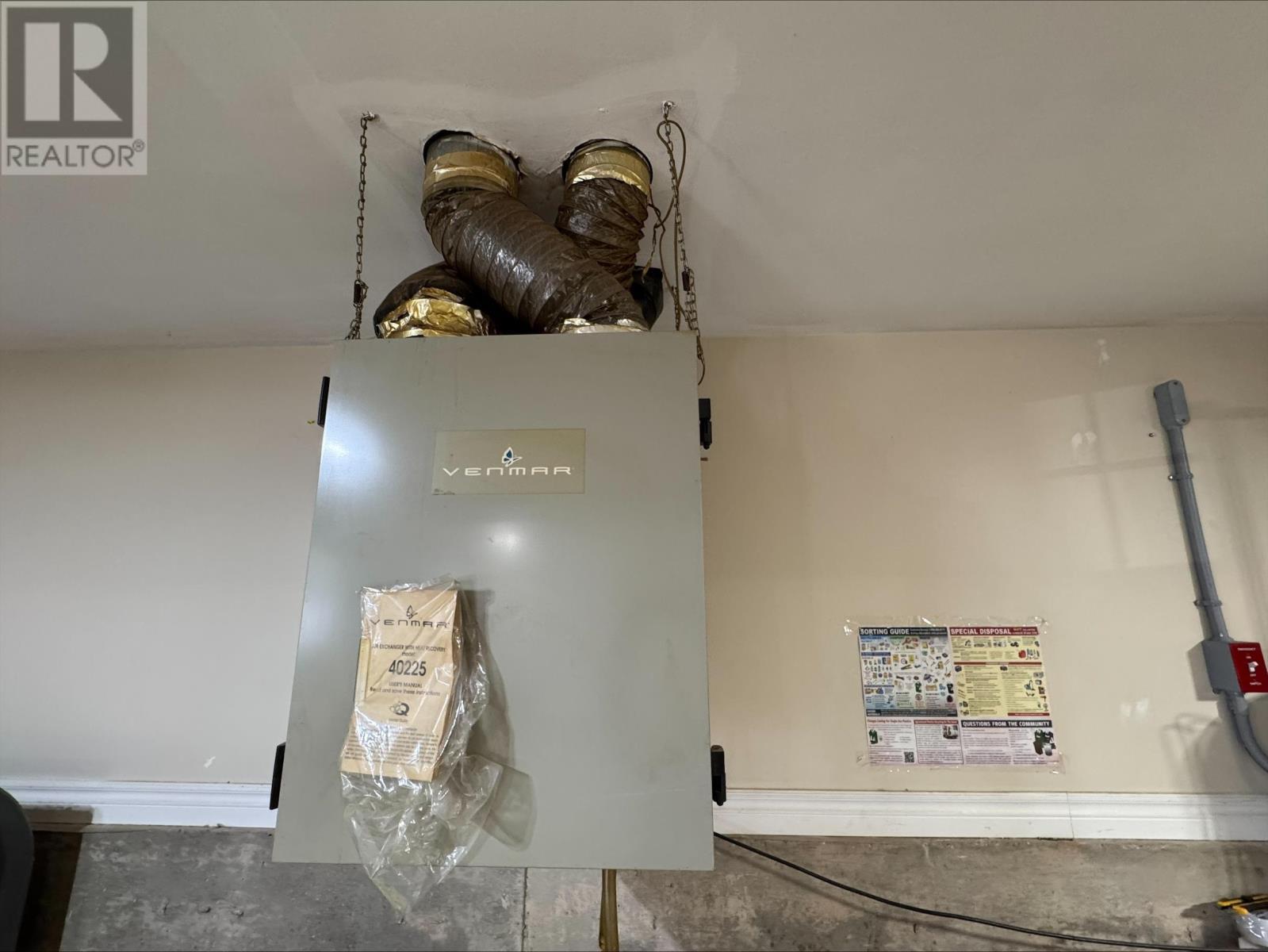 36 Picton Beete Crescent, Stratford, PE - Indoor Photo Showing Other Room