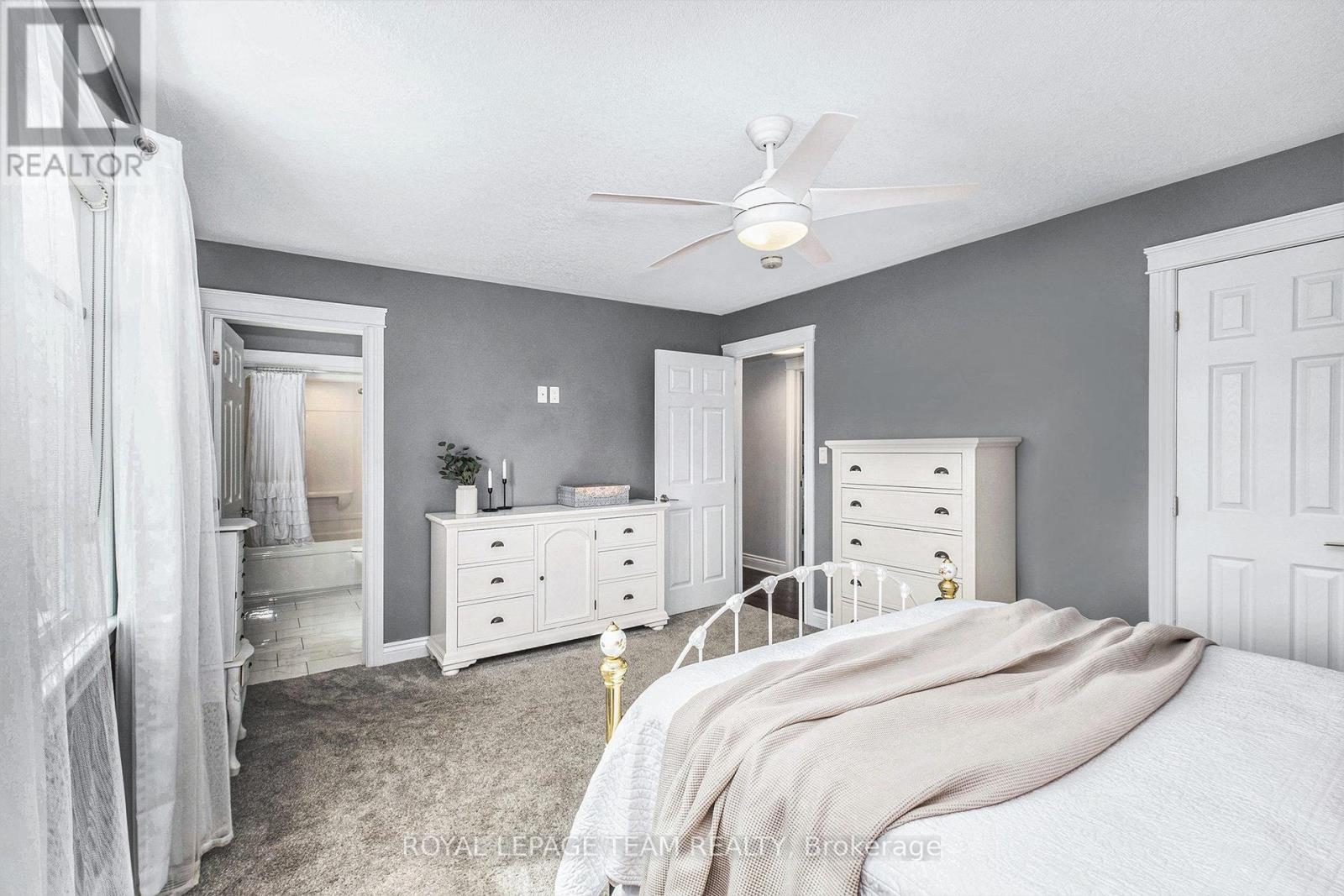 1503 Hyndman Road, Edwardsburgh/Cardinal, ON - Indoor Photo Showing Bedroom