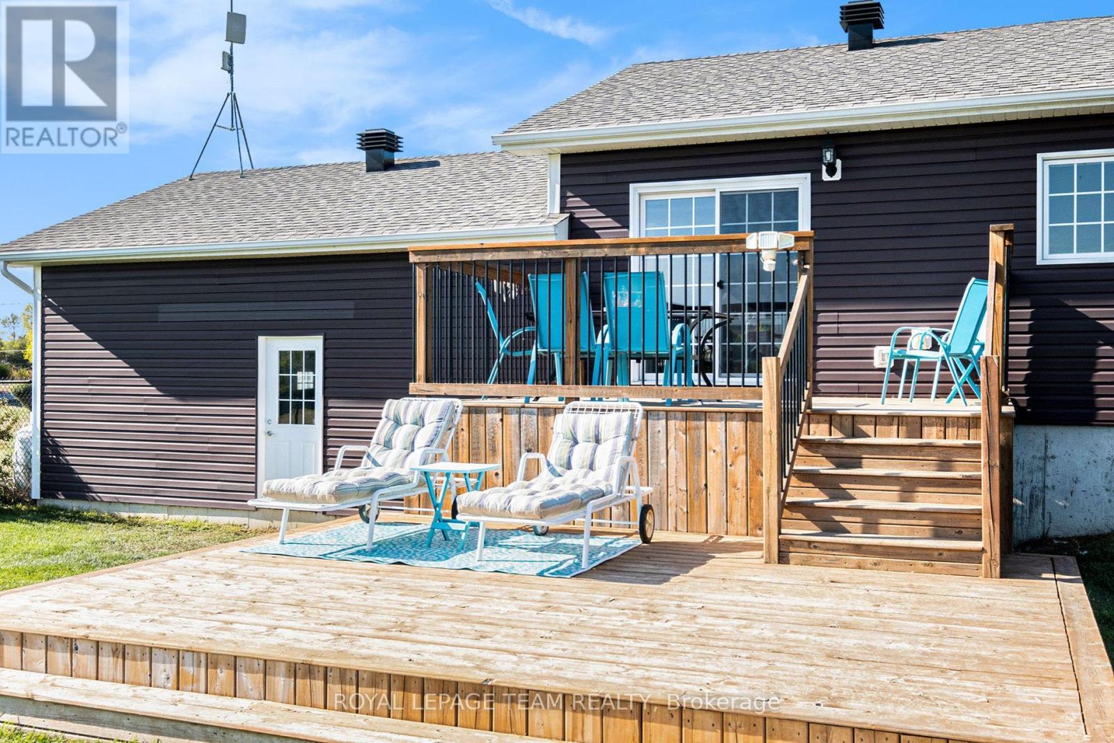 1503 Hyndman Road, Edwardsburgh/Cardinal, ON - Outdoor With Deck Patio Veranda With Exterior