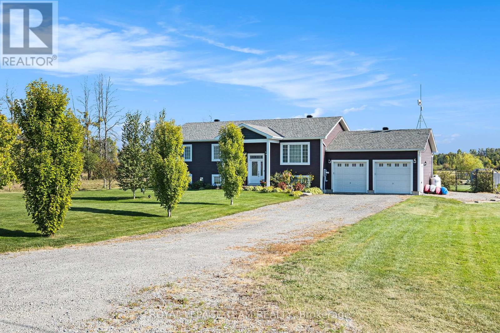 1503 Hyndman Road, Edwardsburgh/Cardinal, ON - Outdoor With Facade