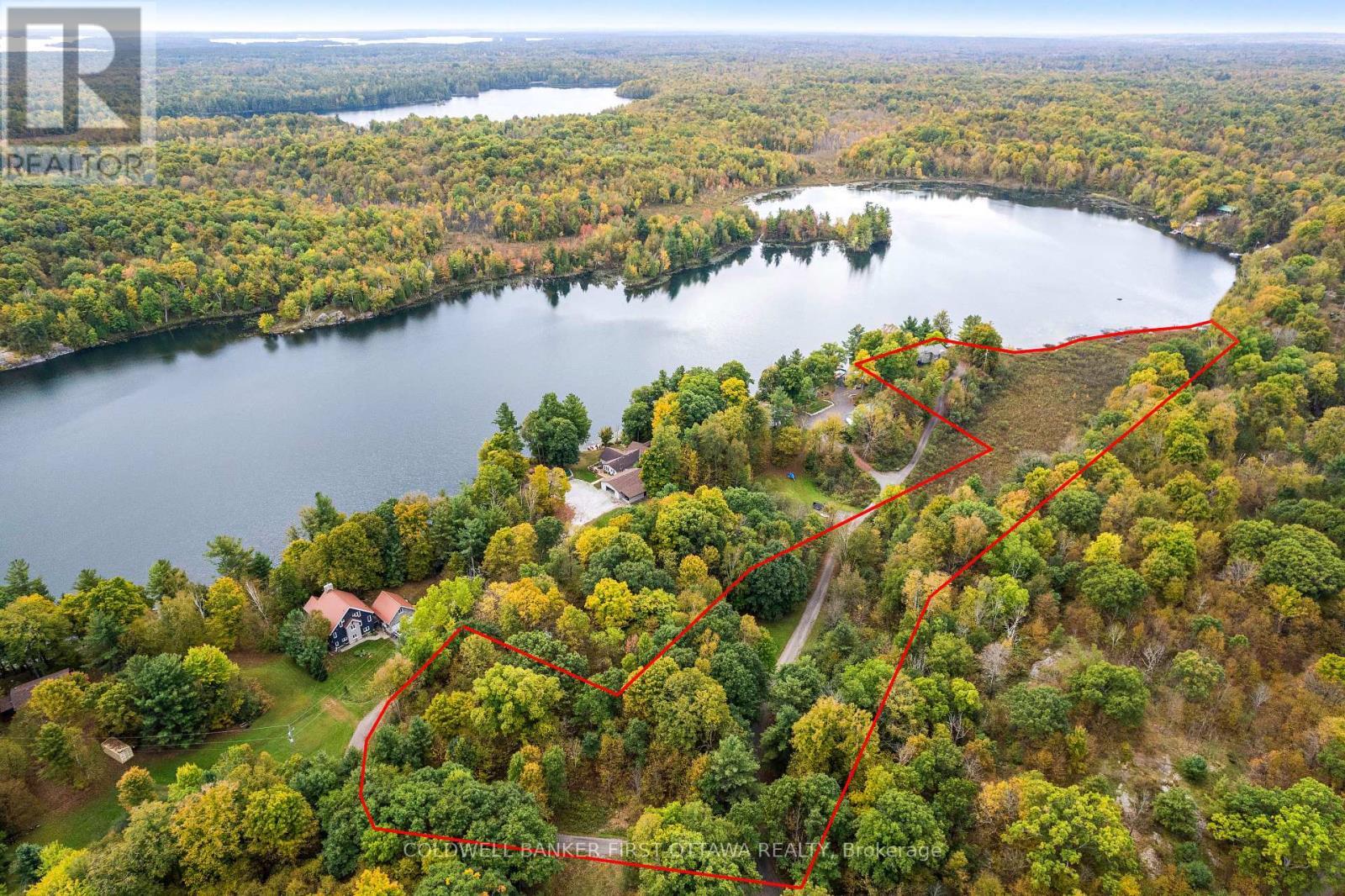 Your own lake oasis, 15 mins from Perth - 100 Nagle Way, Tay Valley, ON - Outdoor With Body Of Water With View