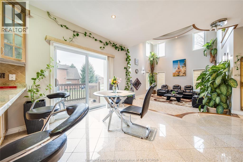 460 Shoreview Circle, Windsor, ON - Indoor