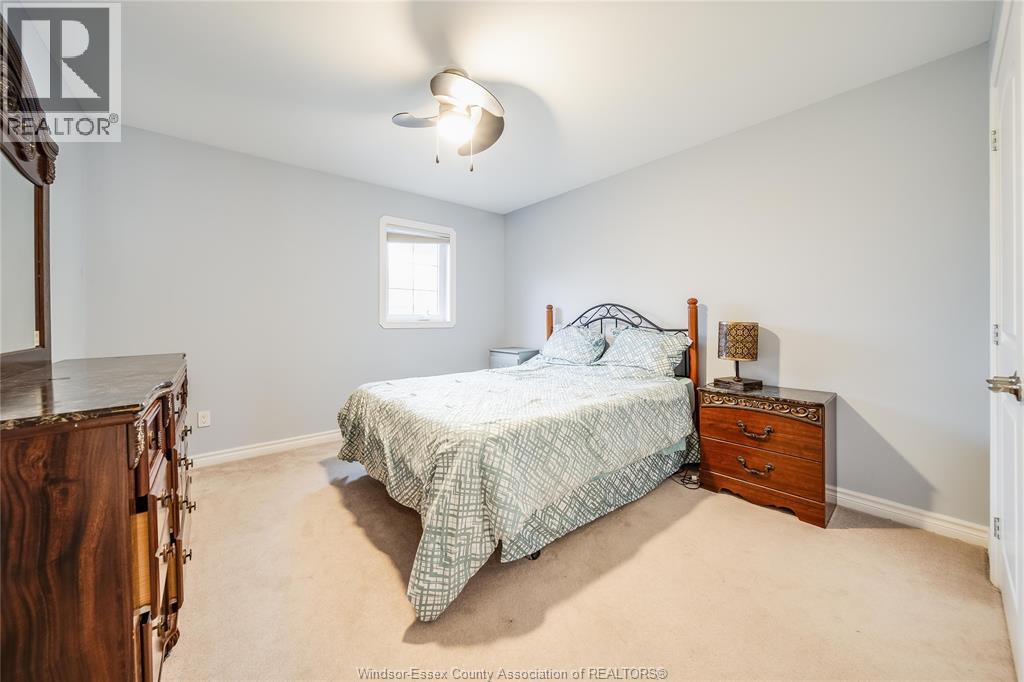 460 Shoreview Circle, Windsor, ON - Indoor Photo Showing Bedroom