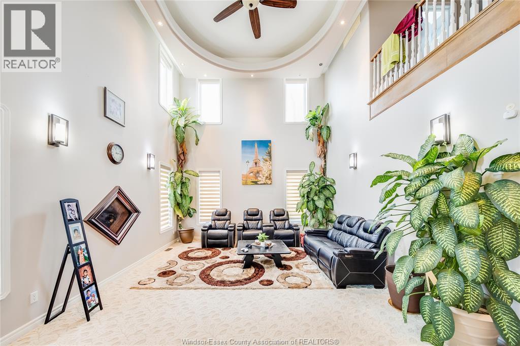 460 Shoreview Circle, Windsor, ON - Indoor