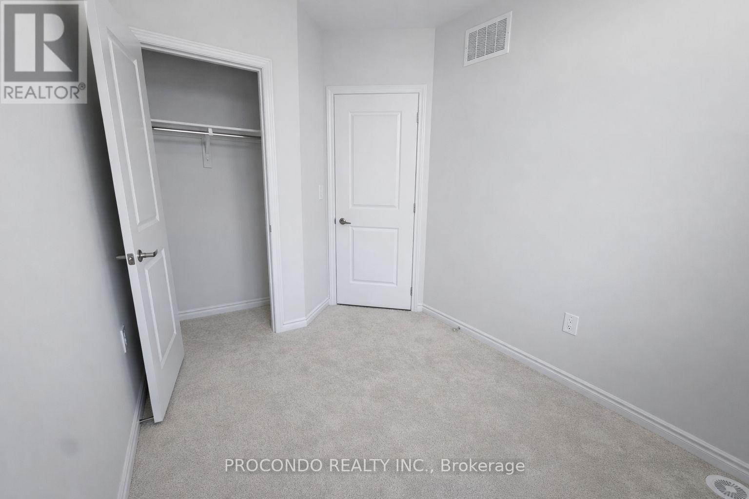 5925 Saigon Street, Mississauga, ON - Photo Showing Other Room