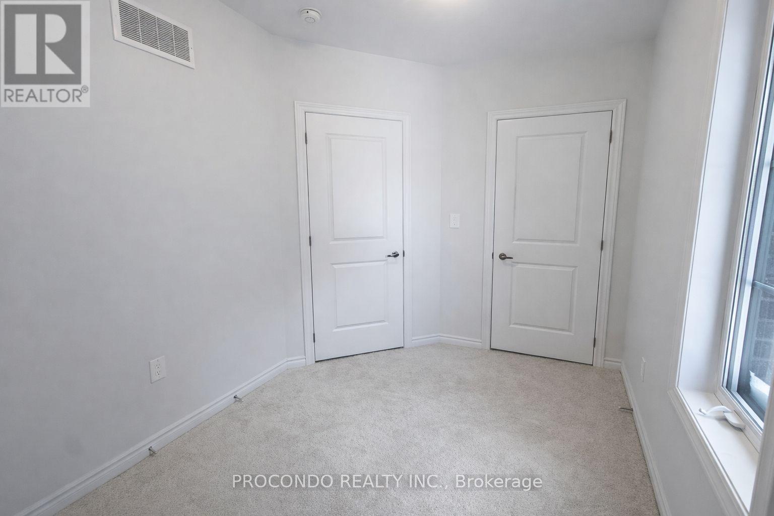 5925 Saigon Street, Mississauga, ON - Indoor Photo Showing Other Room