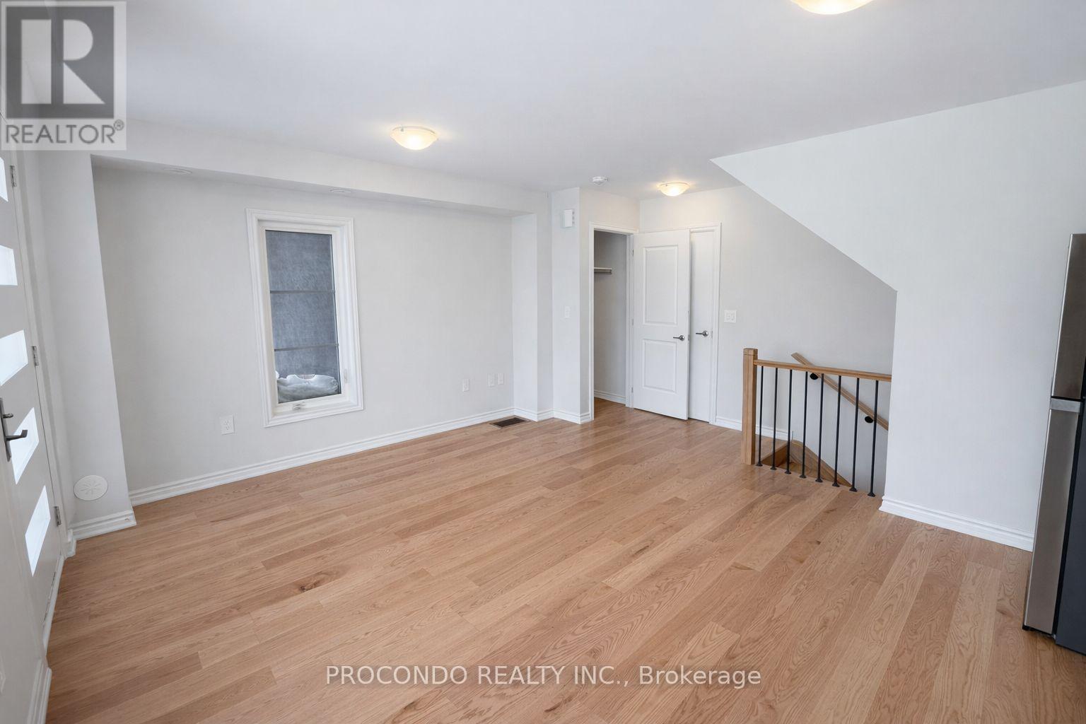 5925 Saigon Street, Mississauga, ON - Indoor Photo Showing Other Room