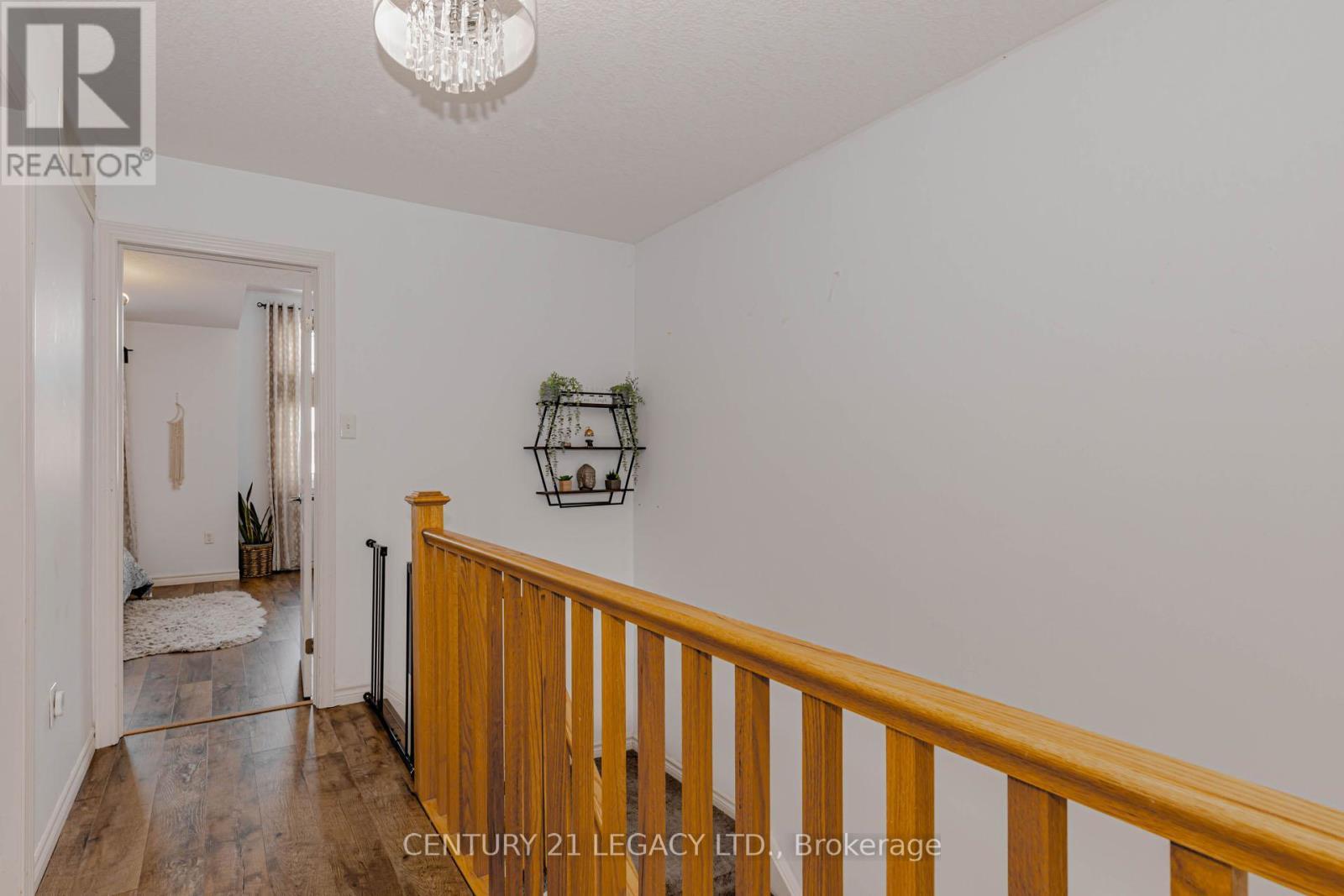 35 Oldfield Drive, Guelph, ON - Indoor Photo Showing Other Room