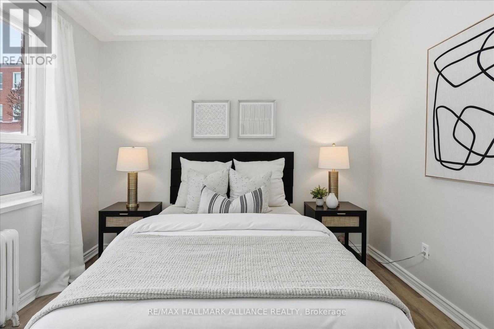 101 - 37 Mericourt Road, Hamilton, ON - Indoor Photo Showing Bedroom