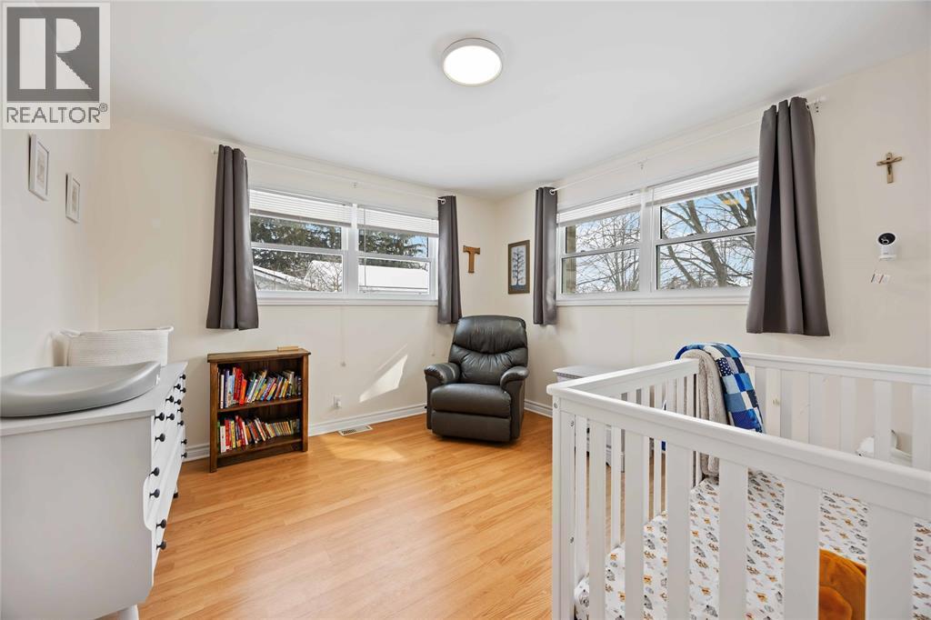 8108 Hillsboro Road, Plympton-Wyoming, ON - Indoor