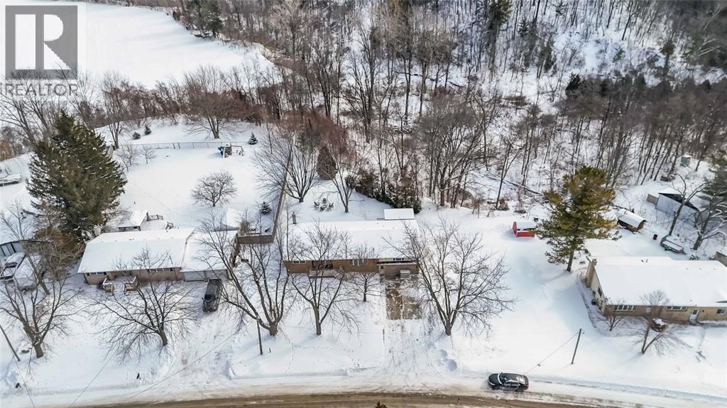 8108 Hillsboro Road, Plympton-Wyoming, ON - Outdoor With View